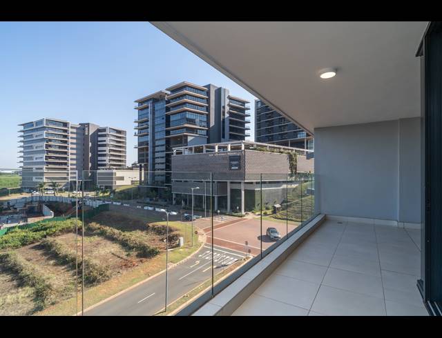2 BEDROOM APARTMENT FOR SALE IN UMHLANGA RIDGE